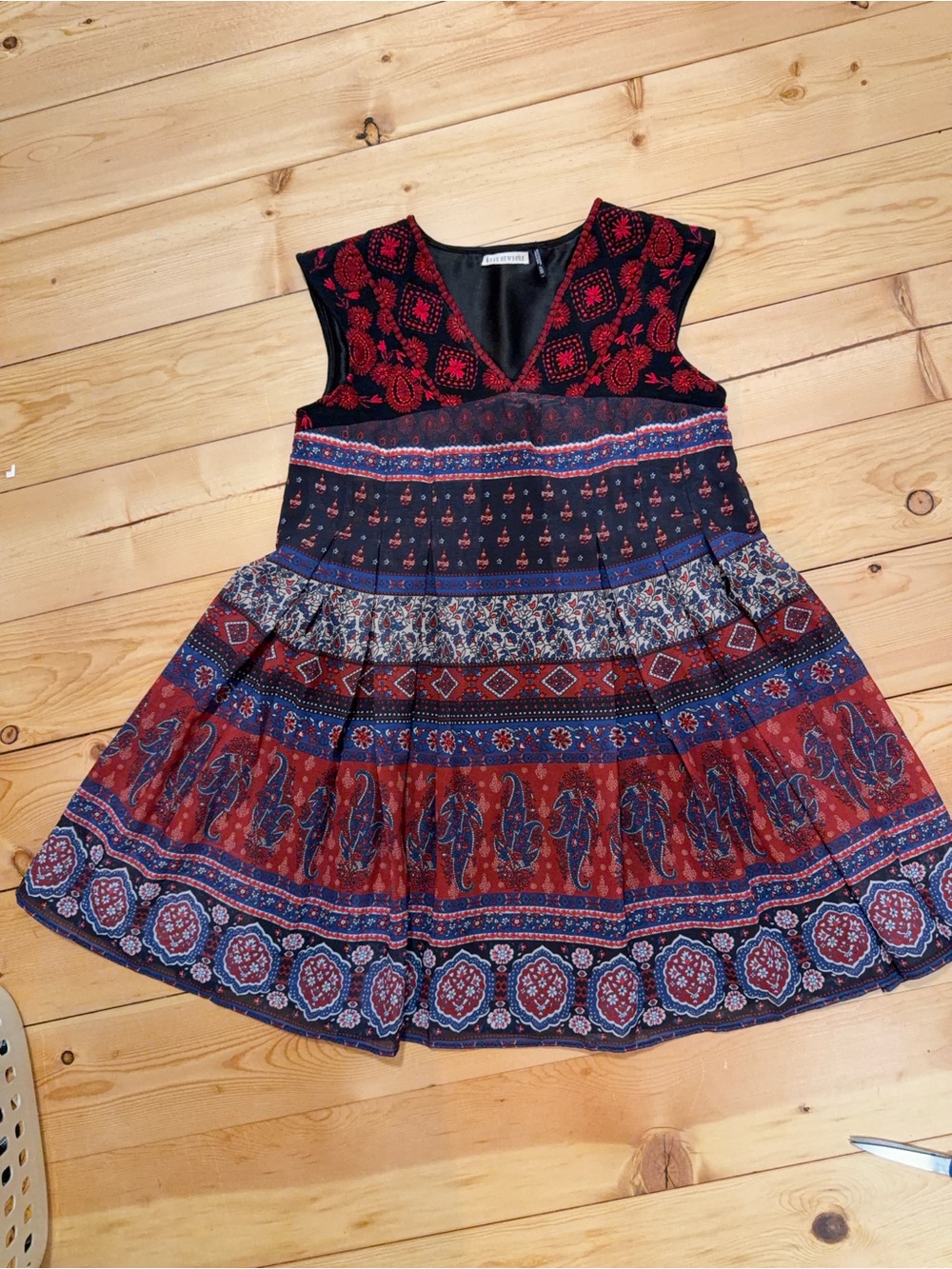 Anthropologie KAS New York XS Embroidered Boho Paisley Mini Dress Red Blue